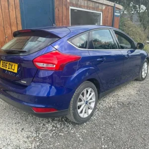 2016 Ford Focus 1.0 EcoBoost 125 Titanium 5dr HATCHBACK Petrol Manual - Image 8