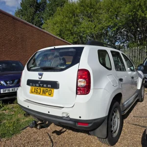 DACIA DUSTER ACCESS 4X2 MODEL 1.6 PETROL 105 BHP LOW MILES 65K 12 MONTHS MOT&FULL HISTORY SERVICE!!! - Image 5