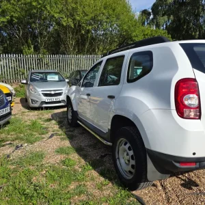 DACIA DUSTER ACCESS 4X2 MODEL 1.6 PETROL 105 BHP LOW MILES 65K 12 MONTHS MOT&FULL HISTORY SERVICE!!! - Image 6