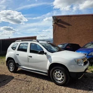 DACIA DUSTER ACCESS 4X2 MODEL 1.6 PETROL 105 BHP LOW MILES 65K 12 MONTHS MOT&FULL HISTORY SERVICE!!! - Image 7