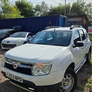 DACIA DUSTER ACCESS 4X2 MODEL 1.6 PETROL 105 BHP LOW MILES 65K 12 MONTHS MOT&FULL HISTORY SERVICE!!!