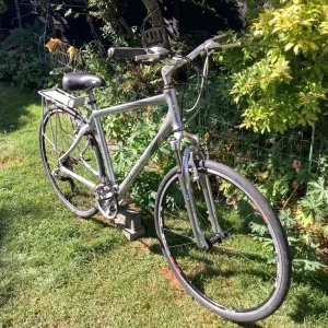 Hybrid Bike Giant Cypress 21 inch - Image 6