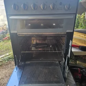 campervan cooker oven hob thetford spinflo caprice - Image 8