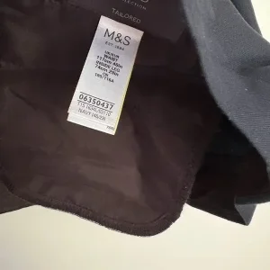 M&S Collection men’s navy suit (three pieces): 52 chest, 46 waist - Image 4