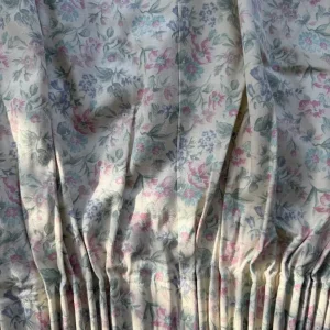 Floral curtains 44 drop x 110 width - Image 3