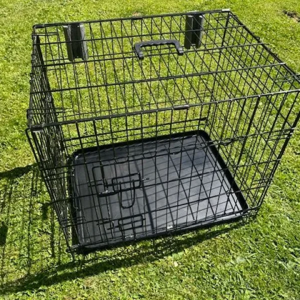 Dog crate double doors