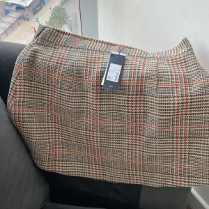 tommy hilligure skirt - Image 3