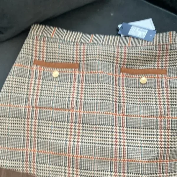 tommy hilligure skirt