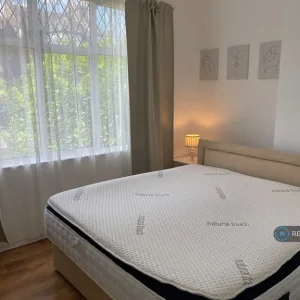 1 bedroom in a shared flat with garden, Invergarry, Highland - Image 2