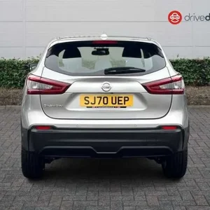 2021 Nissan Qashqai 1.3 DIG-T Acenta Premium Manual SUV - Image 4