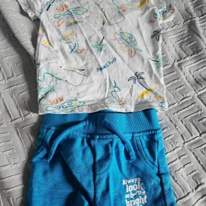 Baby boys clothes 0-3 months bundle - Image 8