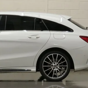 Mercedes-Benz CLA 2.1d WhiteArt Shooting Brake 5-door Estate - Image 8
