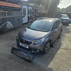 2019 Peugeot 2008 1.2 PureTech Allure Euro 6 5-door hatchback manual - Image 3