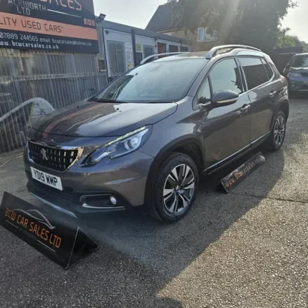 2019 Peugeot 2008 1.2 PureTech Allure Euro 6 5-door hatchback manual