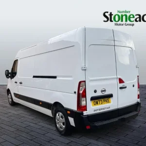 2024 Nissan Interstar 2.3 dCi 35 Tekna Panel Van - Image 5