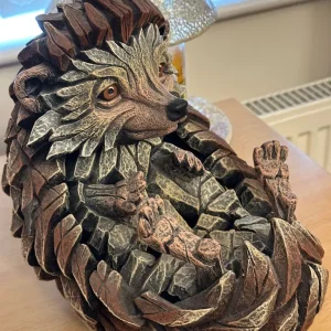 EDGE SCULPTURE HEDGEHOG - Image 3