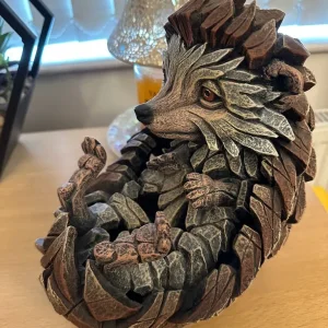 EDGE SCULPTURE HEDGEHOG - Image 4