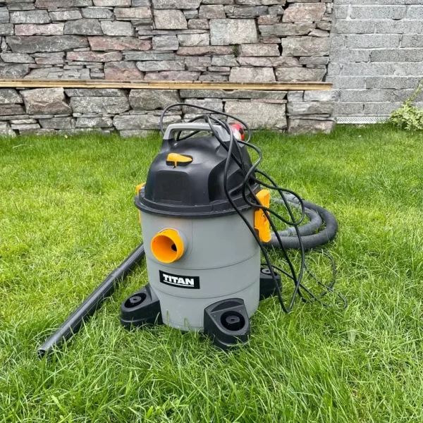 Wet and Dry Vacuum