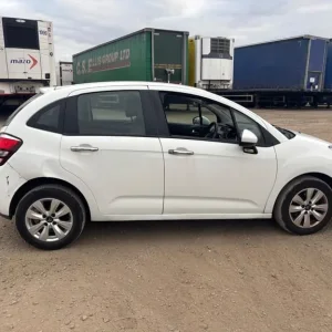 2015 Citroen C3 1.0 PureTech VTR+ 5dr Hatchback Petrol Manual - Image 2