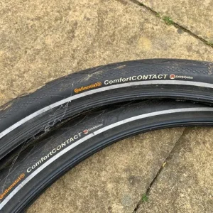 bike tyres (26x2.1) pair - Image 4