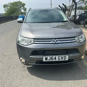 2014 Mitsubishi Outlander PHEV Estate - Image 2