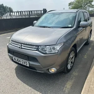 2014 Mitsubishi Outlander PHEV Estate - Image 3