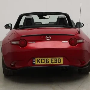 2016 Mazda MX-5 2.0 Skyactiv-G Sport Recaro Convertible - Image 8
