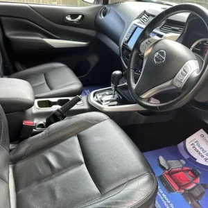 2020 Nissan Navara Double Cab Pick Up Tekna 2.3dCi 190 TT 4WD Auto - Image 8