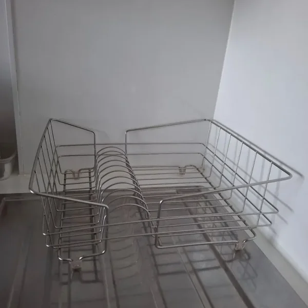 Dish drainer