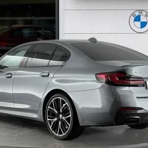 2021 BMW 5 Series 530d xDrive M Sport 4dr Diesel Auto - Image 2