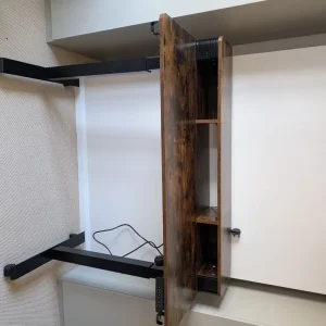 Adjustable standing desk - excellent condition - Image 2