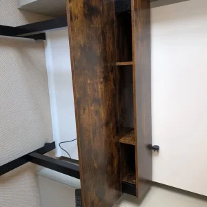 Adjustable standing desk - excellent condition
