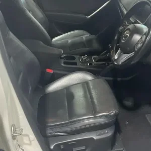 2016 Mazda CX-5 2.2d Sport Nav 5dr AWD Estate - Image 2