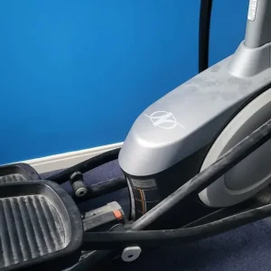 Nordic Track E7.2 Incline Elliptical with Two Polar Heart Monitors - Image 6