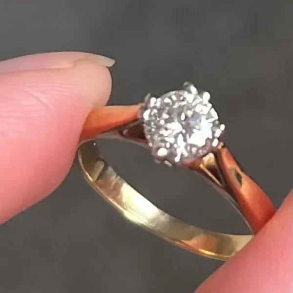 18ct diamond ring