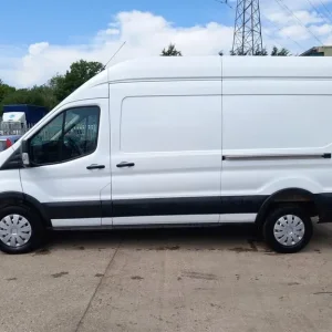 2022 Ford Transit 350 LEADER P/V ECOBLUE AIR CON FORD WARRANTY Box Van Diesel Manual - Image 2