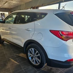 2013 Hyundai Santa Fe 2.2 CRDi Style 2WD Estate - Image 7