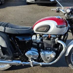 2017 Triumph Bonneville T120 1200cc Red 1289 Miles - Image 2