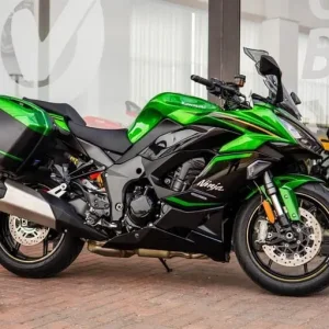 Kawasaki Z1100 SX SE Tourer with Ohlins and Panniers - Image 3