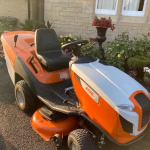 Stihl lawnmower - Image 2