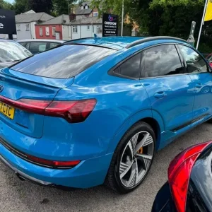 2021 Audi e-tron 55 Vorsprung Sportback - Image 2