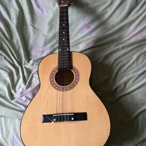 Sierra Acoustic Guitar Right Handed 18 Frets Beginner