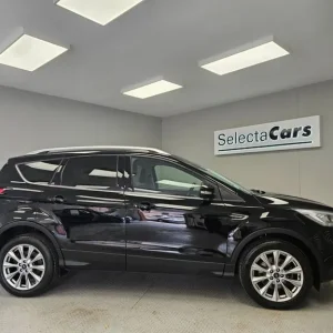 2019 Ford Kuga 2.0 TDCi EcoBlue Titanium SUV - Image 5
