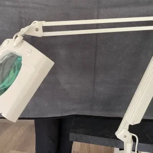 Desktop anglepoise magnifying light - Image 3