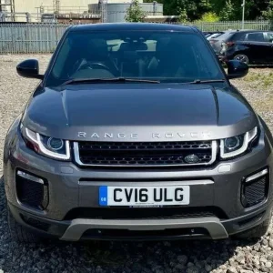2016 Land Rover Range Rover Evoque 2.0 diesel estate manual - Image 4