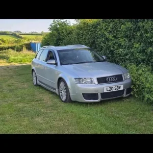 Audi A4 Estate 2002 Manual 5-door - Image 2