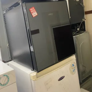 black crofton like new tabletop fridge