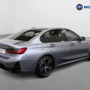 2024 BMW 3 Series 320i M Sport 4-door Automatic - Image 7