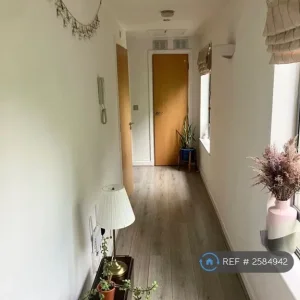 2 bedroom flat in Victoria Court, llanwrtyd-wells, Powys - Image 2