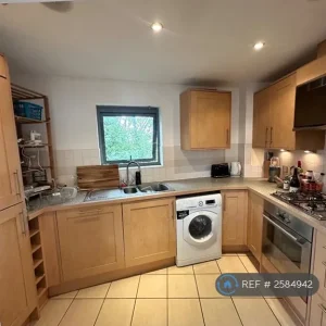 2 bedroom flat in Victoria Court, llanwrtyd-wells, Powys - Image 5